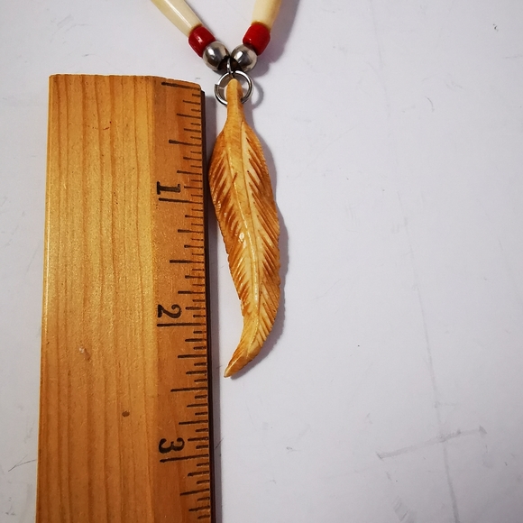 Vintage Indigenous Style Leather and Bone Feather Necklace - Picture 17 of 17